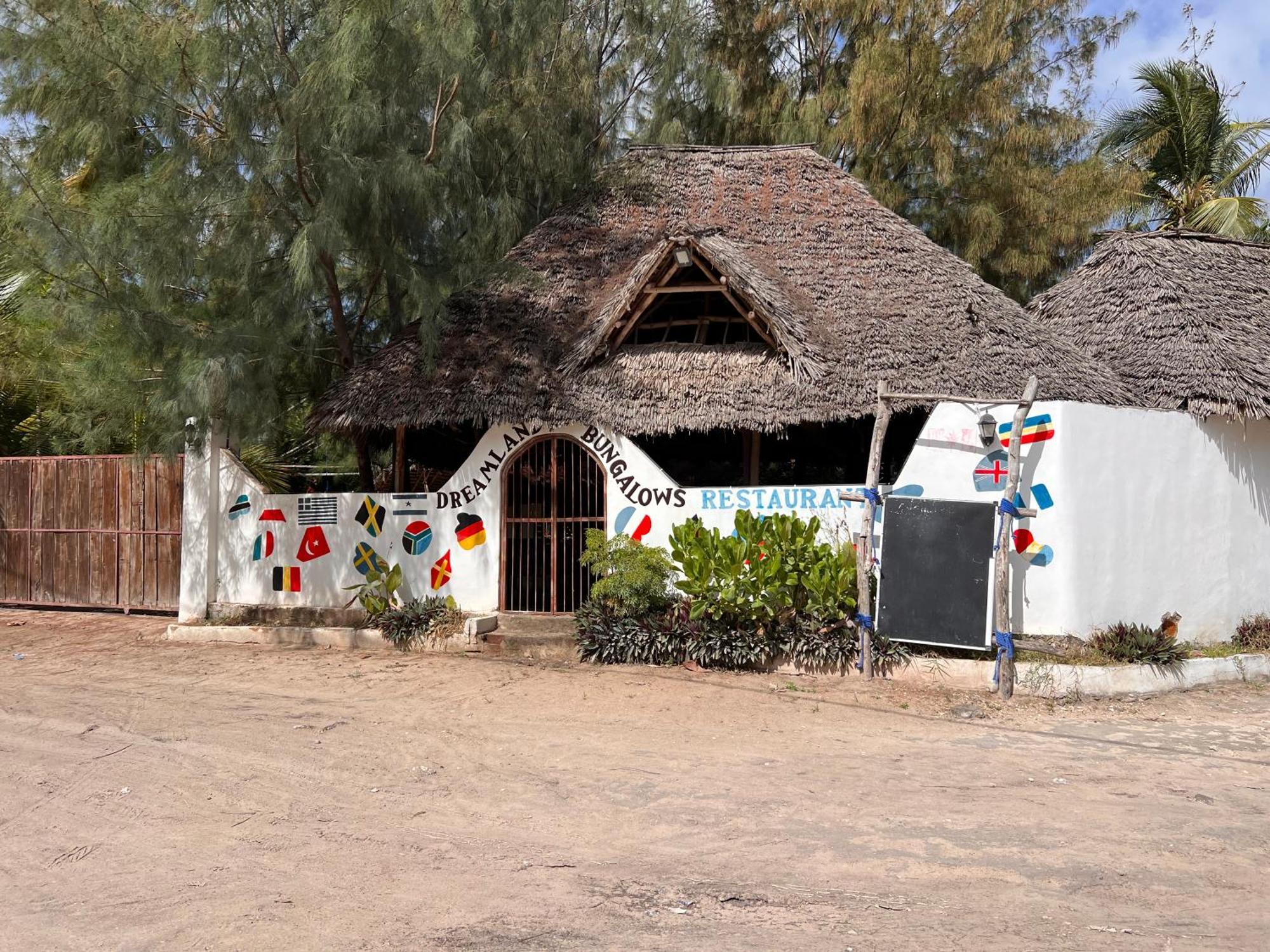 Dreamland Bungalows Michamvi Kae Luaran gambar